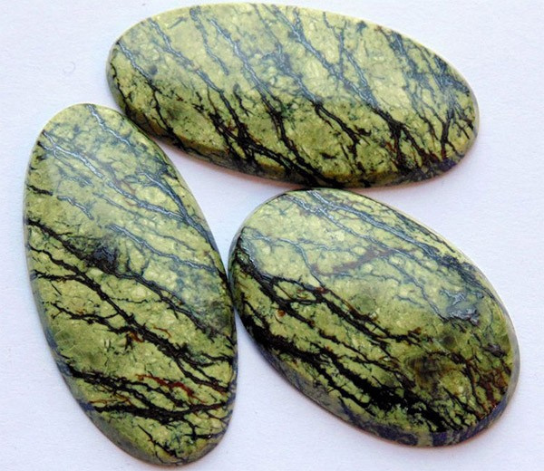 Vernantite 